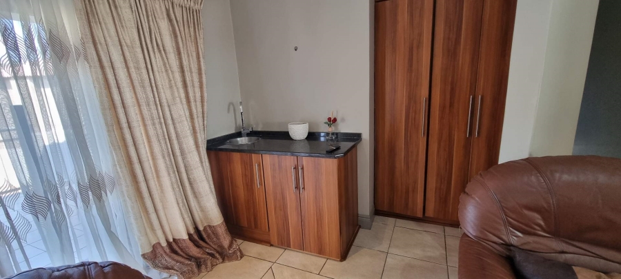 4 Bedroom Property for Sale in Woodland Hills Free State
